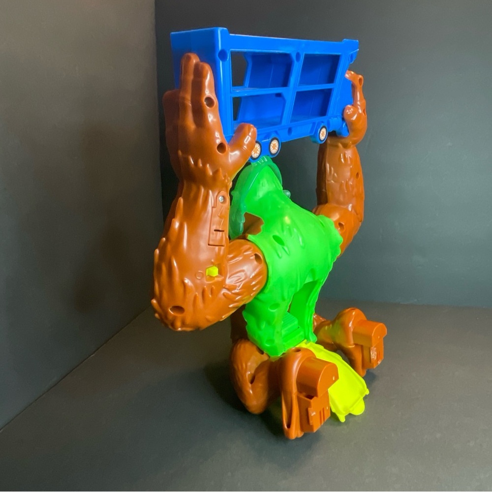Hot Wheels Toxic Gorilla Bus Slam Action Figure Lights Sounds Gorilla WORKS - Picture 7 of 14